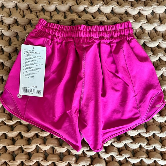 Lululemon hotty hot long 4” ripened raspberry - Picture 2 of 11